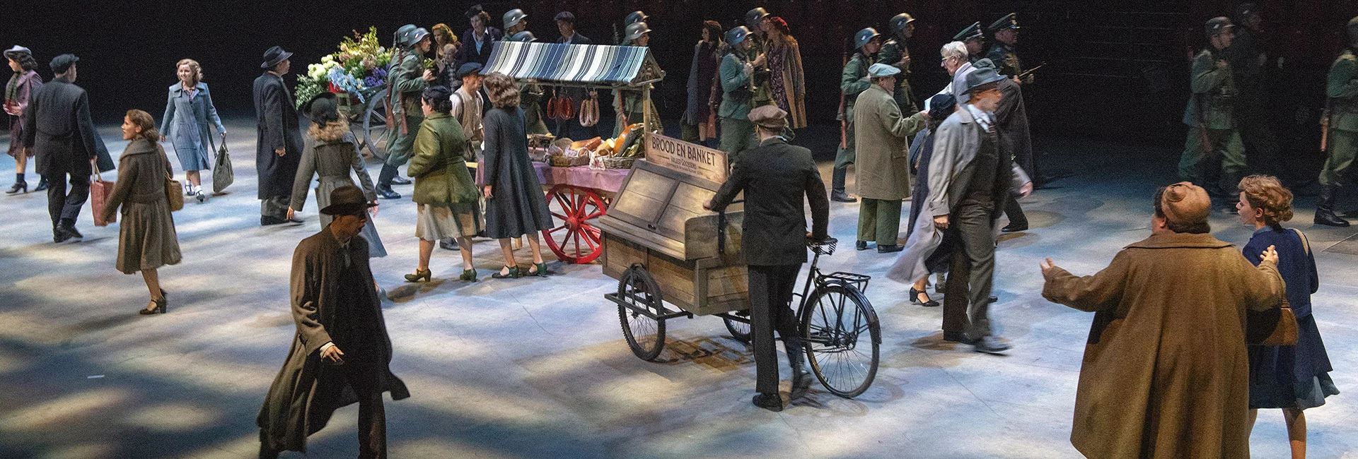 spektakel-musical 40-45 verpulvert bezoekersrecord van 14-18!