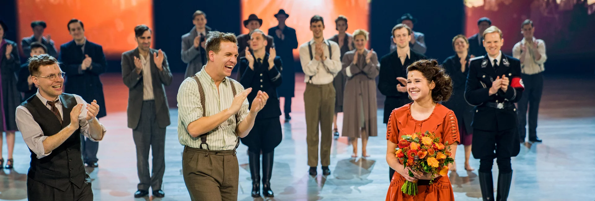Laura Tesoro zet prachtige Sarah neer in spektakel-musical 40-45!