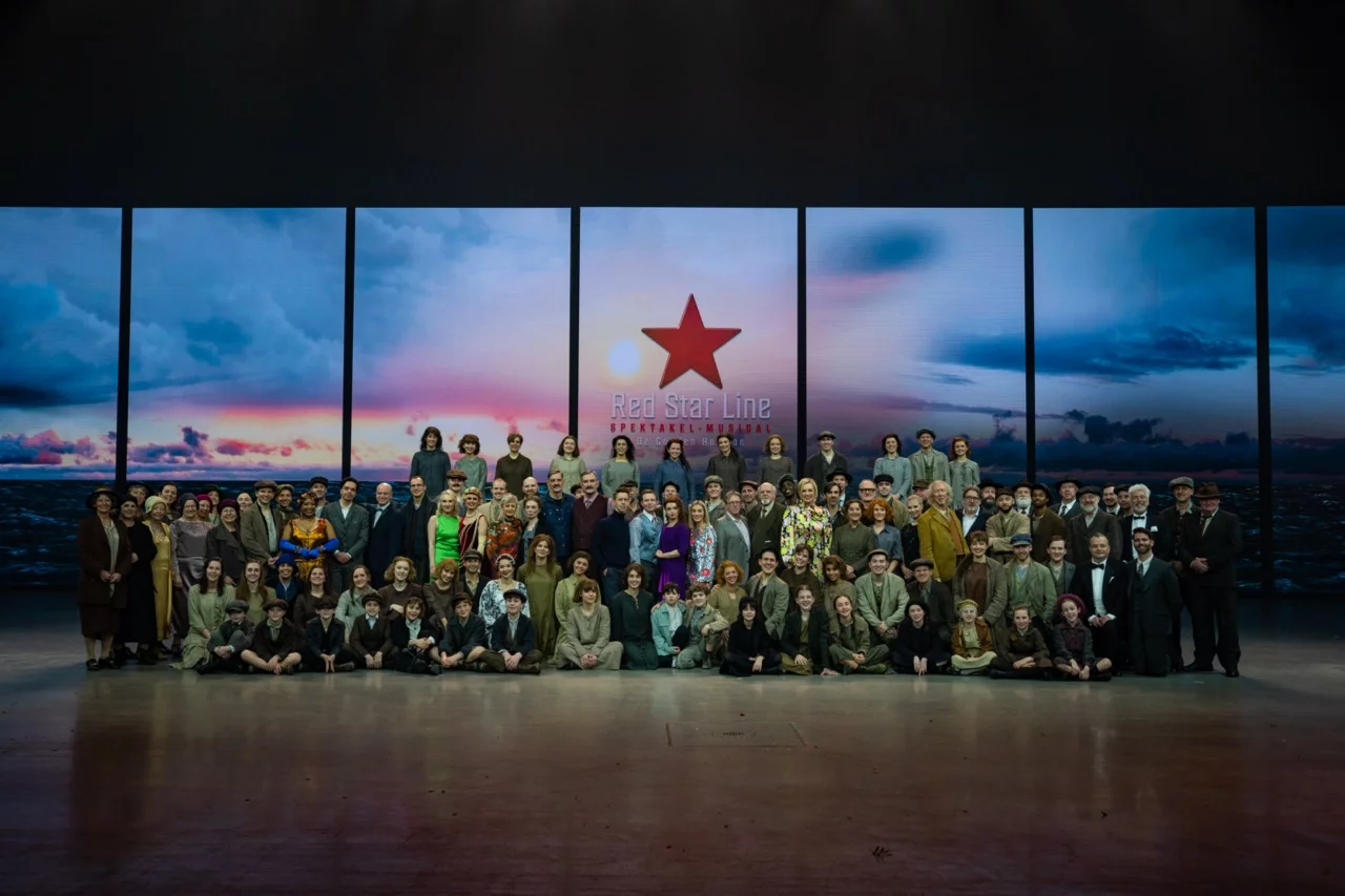 Overweldigende wereldpremière voor spektakel-musical Red Star Line!