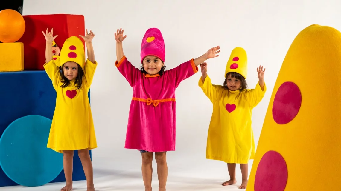 HET VROLIJKSTE CLOWNTJE VAN DE LAGE LANDEN HEEFT EEN NIEUW VRIENDINNETJE!